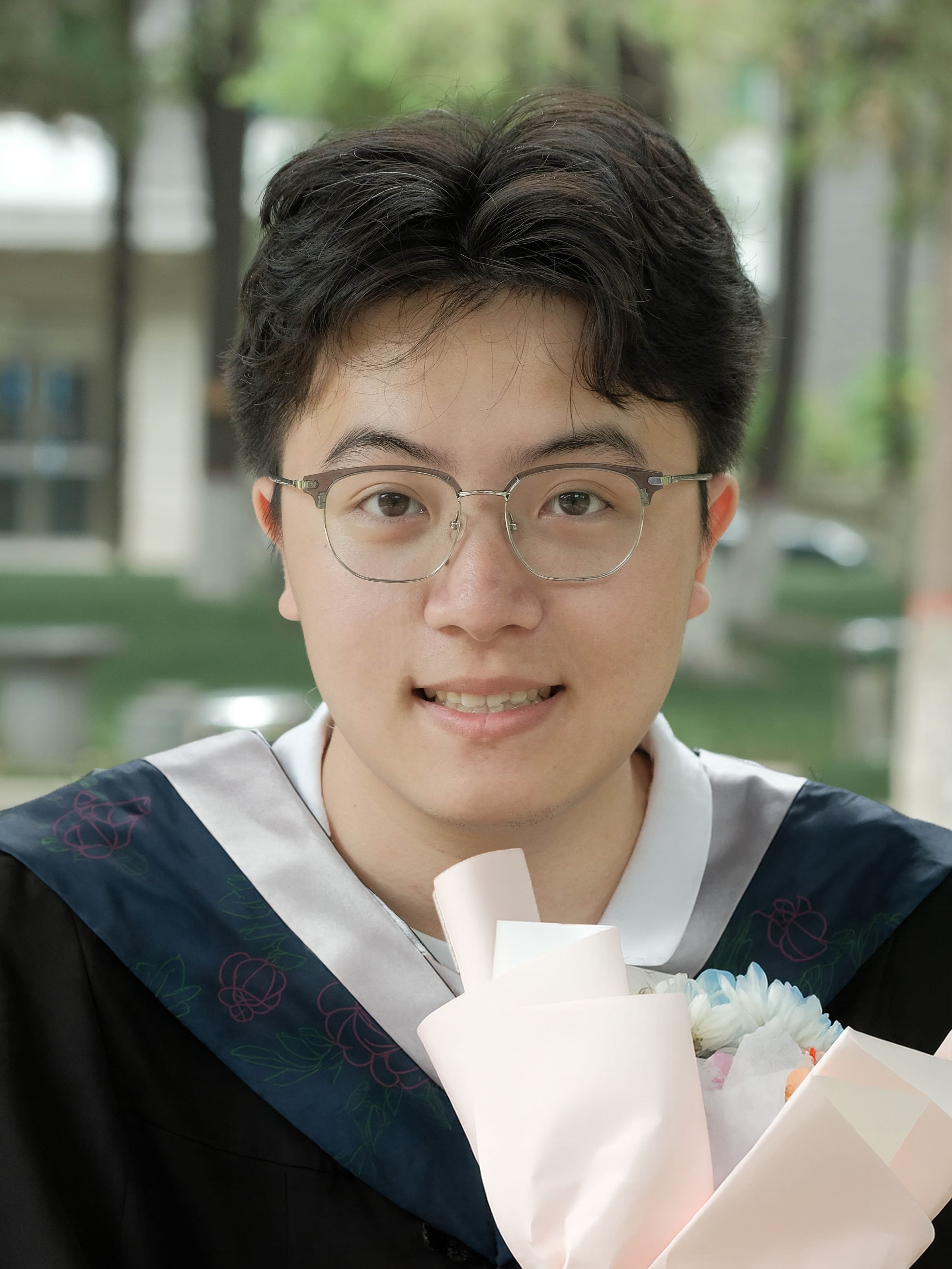 Hongyu Ye